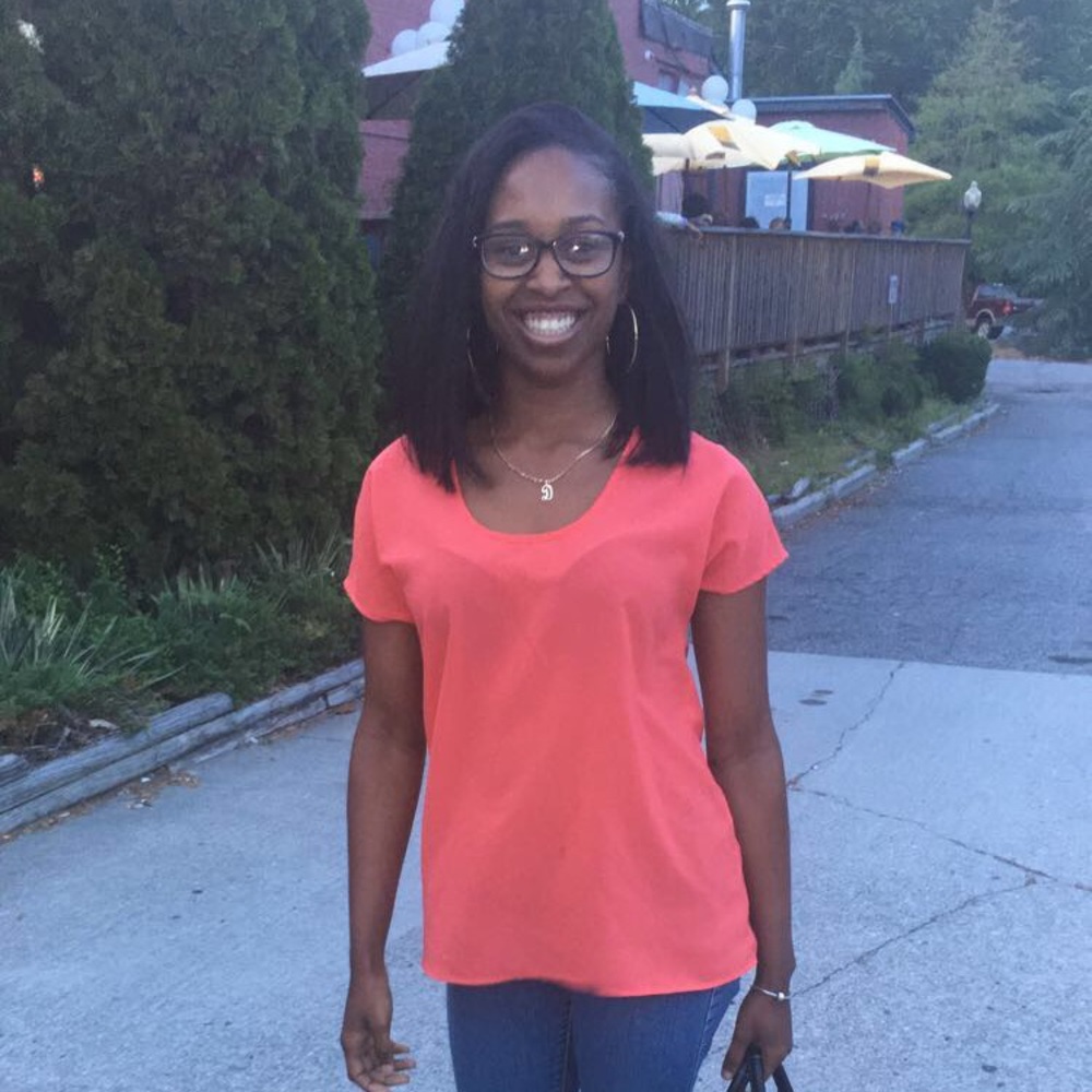 Meet your Posher, Dana